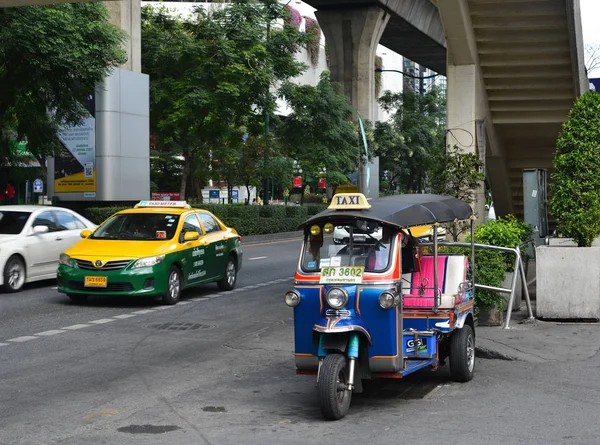 Ulica w Bangkok, Tajlandia — Zdjęcie stockowe