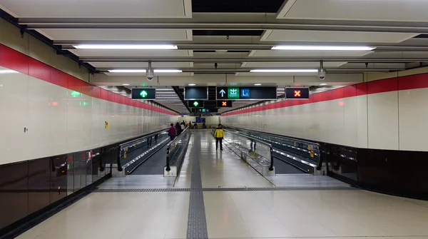 Stacja metra w Hong Kongu — Zdjęcie stockowe