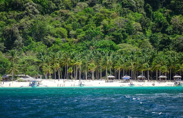 Tropisches Meer in Palawan, Philippinen — Stockfoto