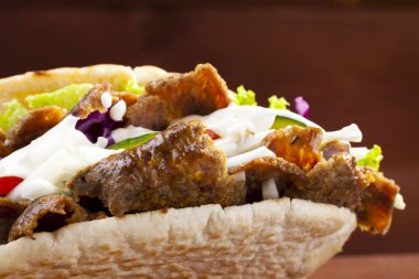 Çörek sığır eti kebabı