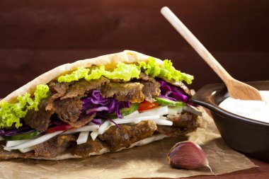 Çörek sığır eti kebabı