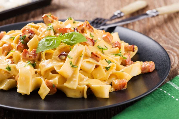 Pasta Carbonara Bacon Basil Cheese — Stock Photo, Image