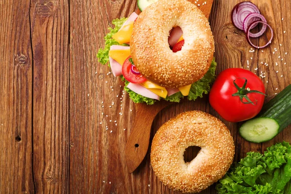 Sandwich di tacchino sano su un Bagel — Foto Stock