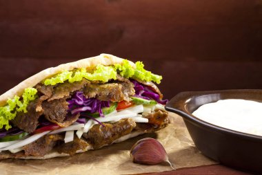 Çörek sığır eti kebabı