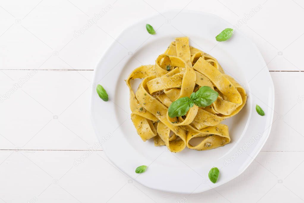 Pasta tagiatelle with pesto 