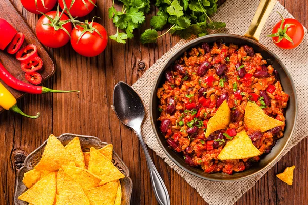 Mexicaanse Nacho Met Chili Con Carne Bovenaanzicht — Stockfoto