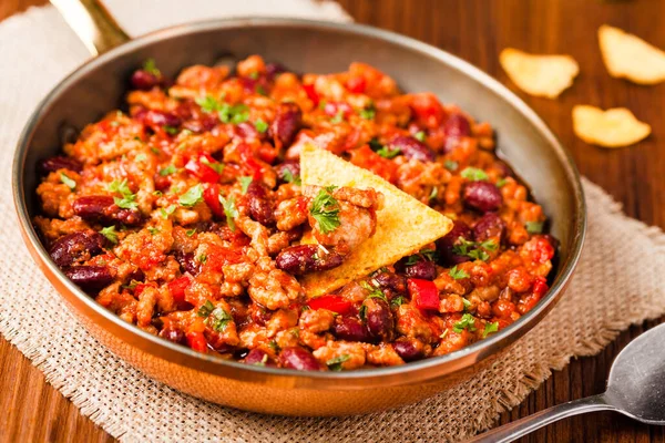 Mexicaanse Nacho Met Chili Con Carne Vooraanzicht — Stockfoto