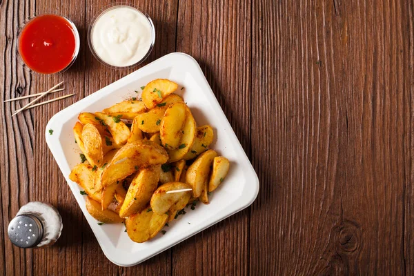 Traditional Spanish Baked Potato Hot Pepper Chili Bravas Dip Top — Stock Photo, Image