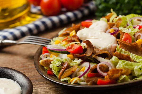 Gyros Kebeb Salada Com Carneiro Legumes Vista Frontal — Fotografia de Stock