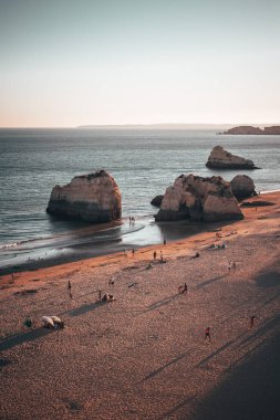 Praia da Rocha gün batımında