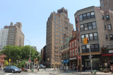 New York'un mahallelerinde yürümek