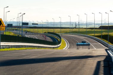 Crash engellerin yeni yola büyük görünüm