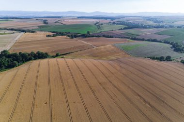 Satır ile sahada havadan görünümü