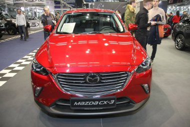 Belgrad, Sırbistan-Mart 27,2018: Mazda Cx-3'te Ddor Bg Araba Fuarı 06 