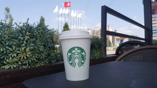 Starbucks Coffee Turkey Flag — Stock Photo, Image