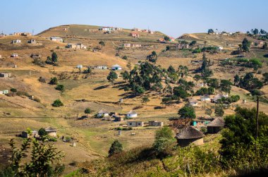 Afrika Köyü, kırsal ırk ayrımı, bantustan Kwazulu Natal Durban yakınında ev sahipliği yapmaktadır. Pietermaritzburg Güney Afrika