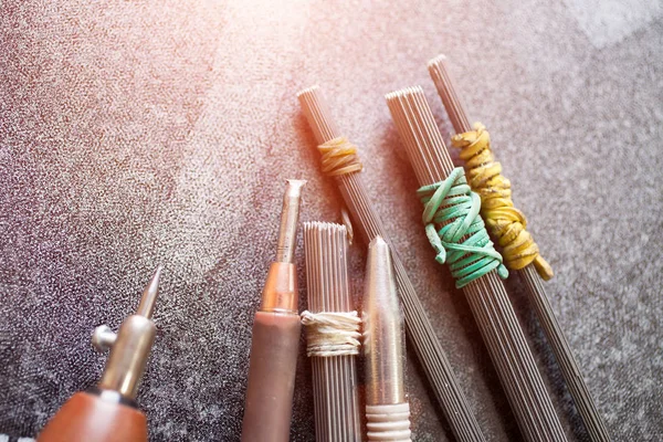 Granit üzerinde çalışmak için araçlar