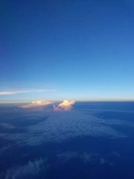 비행기 보기에는 남아메리카 아마존 구름으로 — 스톡 사진