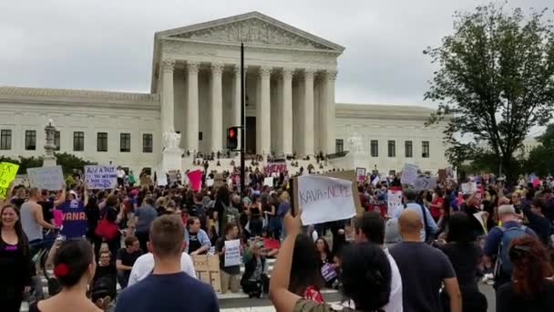 Washington October 2018 Demonstrators Rally Hold Signs Supreme Court Protest — Stock Video