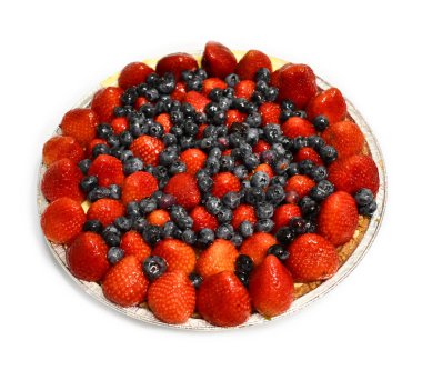 Çilek ve yaban mersini ile kırmızı, beyaz ve mavi meyve tart