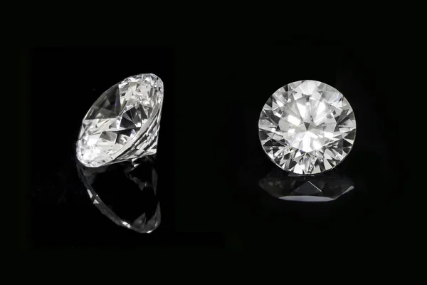 Berlian Bentuk Bulat Ditempatkan Lantai Hitam — Stok Foto