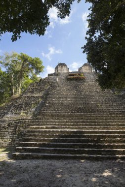 Costa Maya, Meksika karmaşık Dzibanche Maya tapınaklardan.