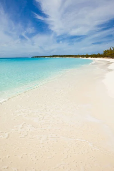 Hermosa Playa Virgen Con Agua Turquesa Clara Las Bahamas — Foto de Stock