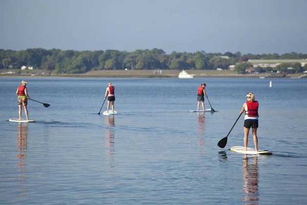 Stand up paddleboarding — Fotografia de Stock