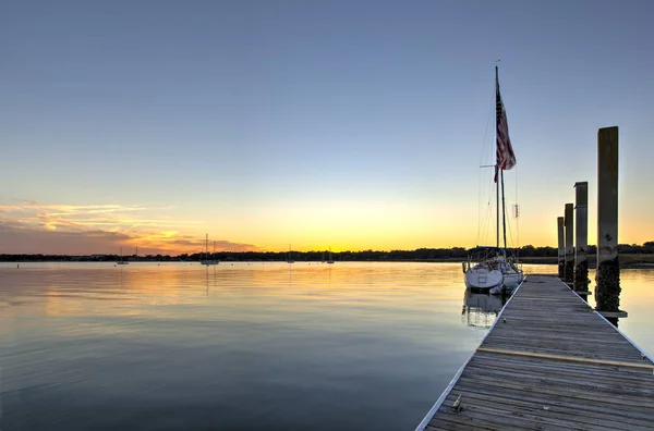 Barcos en Beaufort, Carolina del Sur al atardecer — Foto de Stock