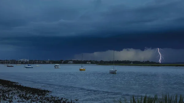 Onweer en bliksem — Stockfoto