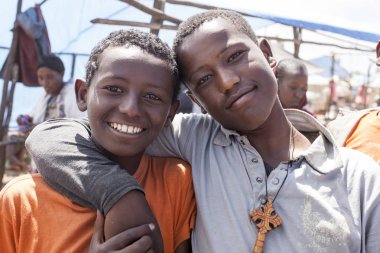 Jeldu Gojo, Etiyopya-Kasım 5, 2014: Jeldu Gojo bölgesinde tanımlanamayan Hıristiyan çocuklar, Etiyopya.