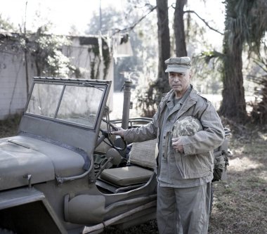 dönem doğru dünya savaşı iki araba ile giyim adam