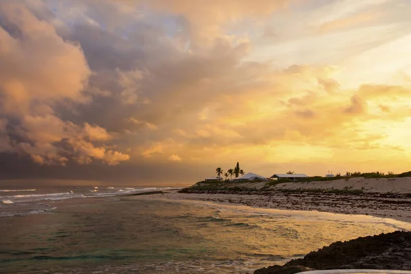 Superbe Coucher Soleil Sur Rivage Des Bahamas — Photo