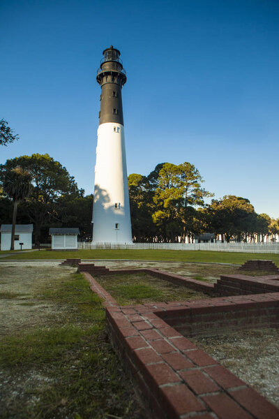 Маяк на Хантинг-Айленд-Стейт-Парк, Южная Каролина
