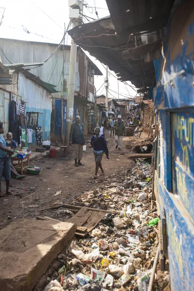 Kibera Kenya Kasım 2015 Kimliği Belirsiz Insanlar Nairobi Kenya Nın — Stok fotoğraf