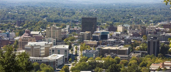 Панорама центра города Эшвилл, Северная Каролина — стоковое фото