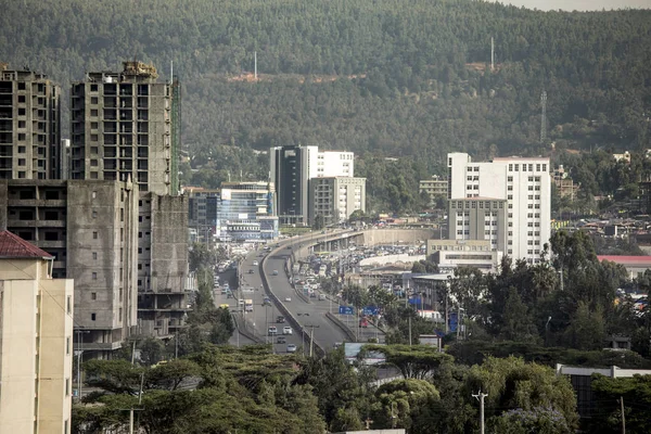 Εθνική Οδό Και Νέες Κατασκευές Στην Αντίς Αμπέμπα Αιθιοπία — Φωτογραφία Αρχείου