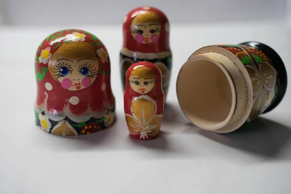 Russische Puppen - Souvenir aus Russland — Stockfoto