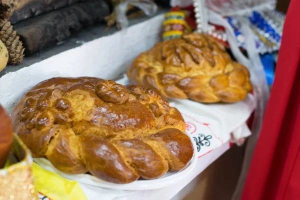 Pan recién horneado - caliente y crujiente — Foto de Stock