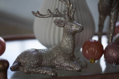 Stüdyo için Noel süslemeleri.