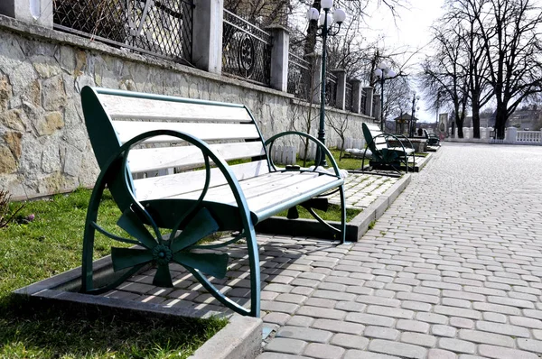 Stará Železná Lavička Parku — Stock fotografie