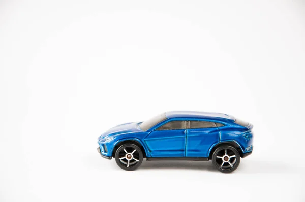 Brinquedo Infantil Velho Carro Metal Azul Que Chatice Fundo Branco — Fotografia de Stock