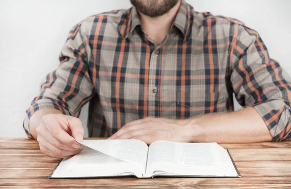 Opened Bible Book Hands Man Sitting Wooden Table — Stock Photo, Image