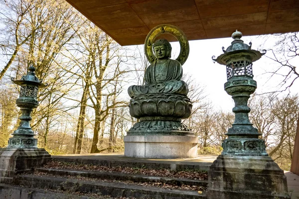 antik Japon bronz buda heykeli ve Japon lambası