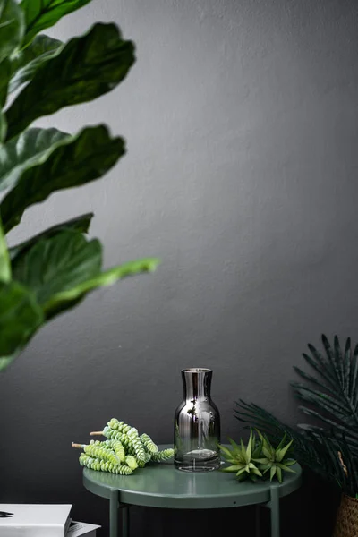 Cozy Corner Interior Living Room Artificial Plants Vase Table — Stock Photo, Image