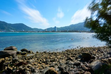 Luang Prabang, Laos - 14 Nisan 2019. Yerel Lao halkı Pi Mai'yi pazarda kutluyor. Lao Yeni Yıl, büyük su festivali