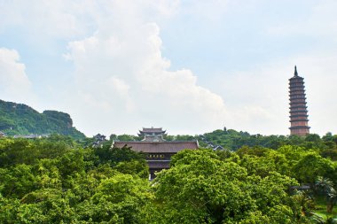 Bai Dinh Pagoda - biggiest tapınağın Vietnam Trang içinde karmaşık bir, Ninh Binh