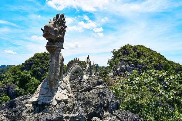 Vue de la grotte de Mua à Ninh Binh Tam Coc — Photo