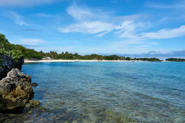 Vista de la playa en la isla Malapascua. Filipinas — Foto de Stock