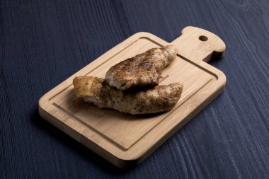 Geleneksel İspanyol tapas yemeği. Barbekü tavuk, üst görünümü. Copyspace